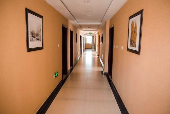 Interior - Hejing Xingang Hotel (Hejing)