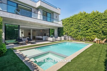 Villa Bond by LUXJB. L.A's finest ultra-luxury vacation rental.