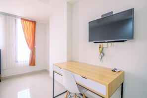 Standard Studio, 1 Bedroom (Apartment) - Cozy Stay and Comfort Studio at Evenciio Margonda Apartment (Depok)
