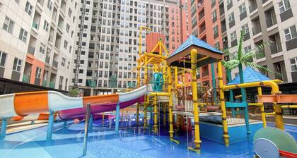 Enjoy and Cozy Living Studio Transpark Juanda Bekasi Timur Apartment