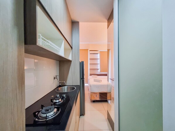 Standard Studio, 1 Bedroom (Apartment) | Private kitchen - Warm and Cozy Studio at Vivo Apartment (Depok)