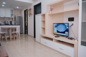 Interior - Warm and Spacious 1BR at Branz BSD City Apartment (Pagedangan)