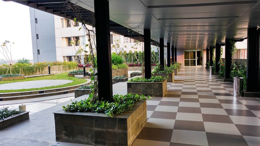 Fully Furnished and Comfortable 2BR Nifarro Park Apartment