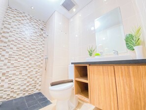 Standard Apartment, 1 Bedroom (Apartment) | Bathroom - Cozy and Simply 2BR Apartment at Parahyangan Residence (Bandung)