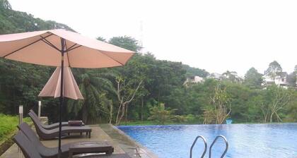 Cozy 1BR without Living Room at Royal Heights Apartment