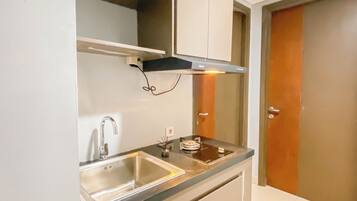 Standard Apartment, 2 Bedrooms (Apartment) | Private kitchen