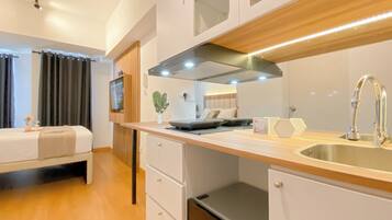 Standard Studio, 1 Bedroom (Apartment) | Private kitchen