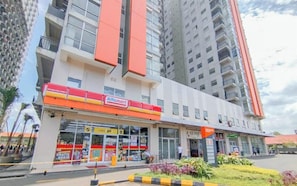Exterior - Spacious 1BR at Grand Asia Afrika Apartment (Bandung)