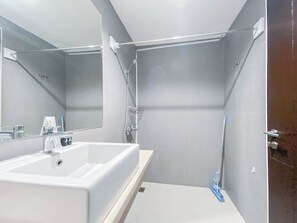 Standaard studio, 1 slaapkamer (Apartment) | Badkamer