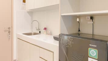 Standard Studio, 1 Bedroom (Apartment) | Private kitchen