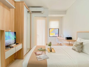 Standard Studio, 1 Bedroom (Apartment)