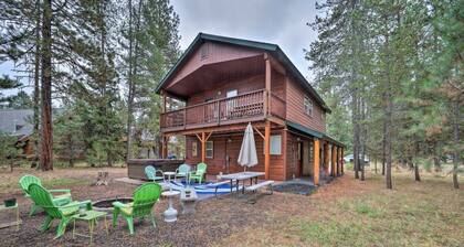 McCall Retreat w/ AC, BBQ Grill , Bikes & Balcony