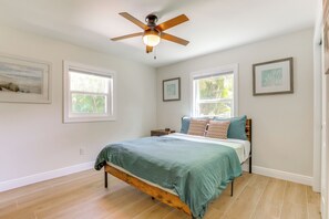 3 室のベッドルーム、アイロン / アイロン台、インターネット、ベッドシーツ