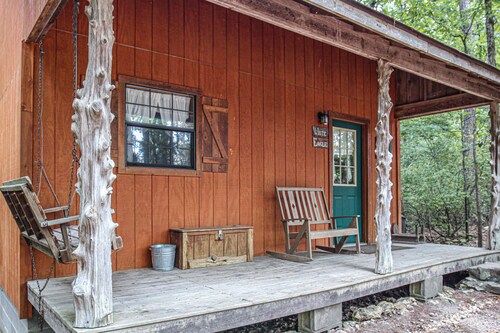 White Eagle Cabin at Silver Run just 3 miles from the Buffalo River
