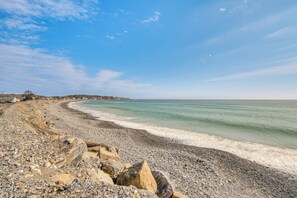 Nær stranden