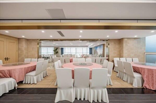 Banquet hall - Hangzhou Yuecheng Audio & Video International Hotel (Boao Xinhan Road Subway Station) (Hangzhou)