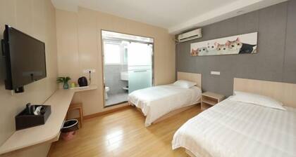 Kunxin Hostel