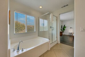Hair dryer, towels - 5BR Close to Golf, Festivals & Desert Adventures! (Indio)