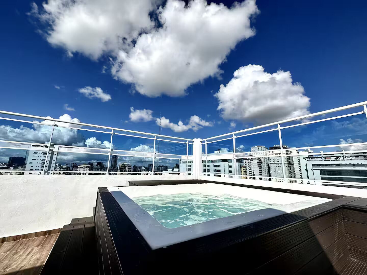 مغطس سبا خارجي