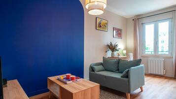 Télévision, lecteur de DVD, chaßne hi-fi