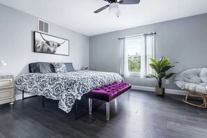 4 Schlafzimmer, Reisekinderbett, WLAN, Bettwäsche