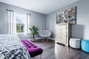 4 Schlafzimmer, Reisekinderbett, WLAN, Bettwäsche