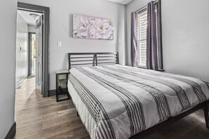 6 chambres, fer et planche à repasser, Wi-Fi, draps fournis