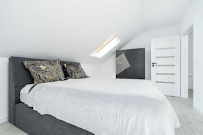 2 bedrooms, iron/ironing board, WiFi, bed sheets - Luxury Gateway by the Forest Pilchowo Szczecin (Pilchowo)