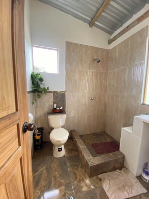 Towels, soap, toilet paper - Relax Day. (Guasaganda)