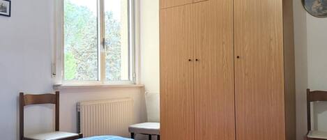 2 室のベッドルーム、ベッドシーツ