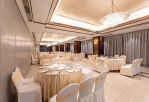 Restaurant - Zijin HuaJiYaShe Hotel (Changxing Dongyufang Jiuhuicheng) (Changxing)