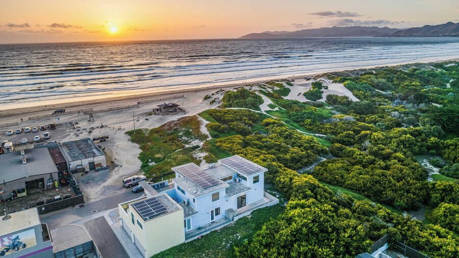 2 Oceanfront Homes w/ Rooftop Deck, Views & Steps to the Sand