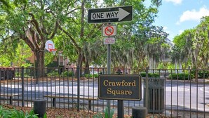 Property grounds - Cozy Studio, Downtown Savannah on Crawford Square, Dogs Welcome (Savannah)