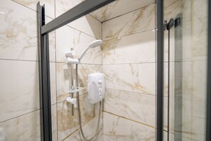Hair dryer - Luxury 1 Bed Apartment - Cardiff (Cardiff)