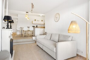 Fernseher, Kamin