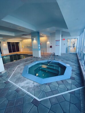 Spa - The Wave Line ~ Ocean Front Studio Condo (Daytona Beach)