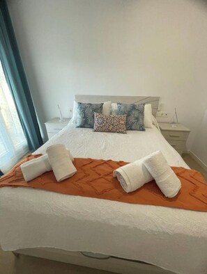 2 Schlafzimmer, Bügeleisen/Bügelbrett, WLAN, Bettwäsche