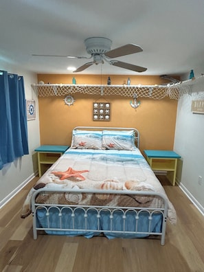 3 chambres, fer et planche à repasser, Wi-Fi, draps fournis