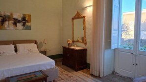 Room - Historic residence in a village near the beaches of Salento (Palazzo Cosi-Forina (Morciano di Leuca)