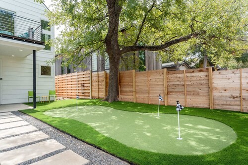 Eastside Home w Yard Golf Pool Firepit