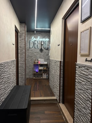 TV - La Dimora del Re (Rome)