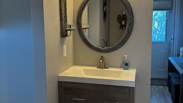 Toallas y papel de baño