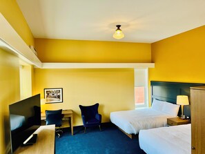 Skrivebord, skrivebord for bærbar PC og strykejern/-brett