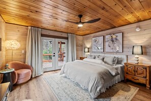 4 chambres, fer et planche à repasser, Wi-Fi gratuit, draps fournis