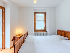 2 bedrooms, internet
