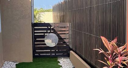 Charming 2-bedroom apartment with WiFi, AC in tranquil Greater Portmore