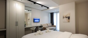 Grandstay Beach Room 01