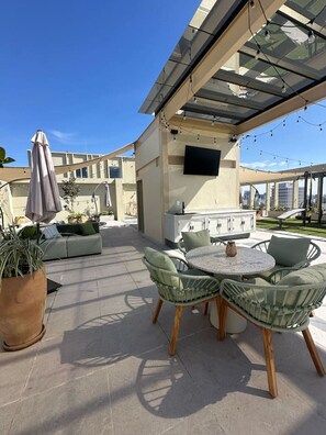 Outdoor dining - Incredible new apartment in Centro Zapopan 404B (Zapopan)