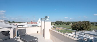 Apartment 'Lemos' with Private Terrace, Wi-Fi and Air Conditioning