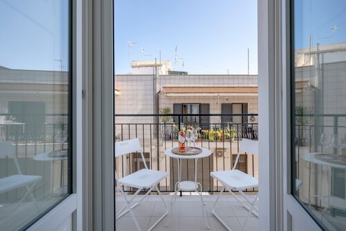 Apartment 'Lemos' with Private Terrace, Wi-Fi and Air Conditioning